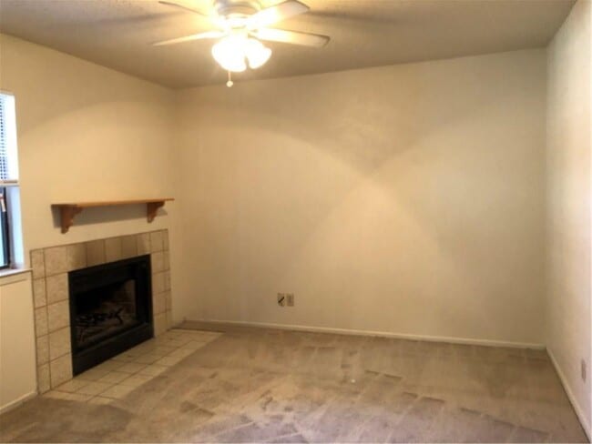 Building Photo - 4405 Avenue A