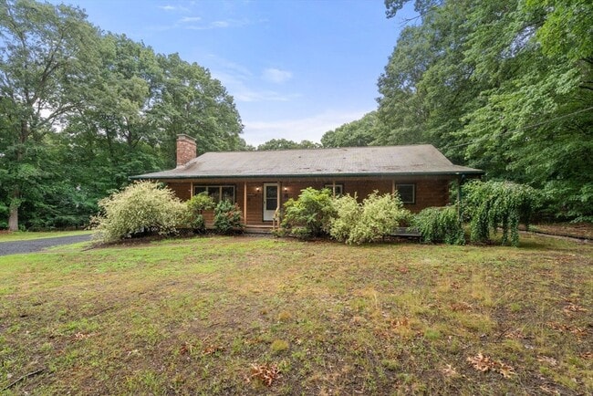 Building Photo - 56 Parmenter Ln