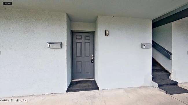 Foto del edificio - 330 6th Ave N