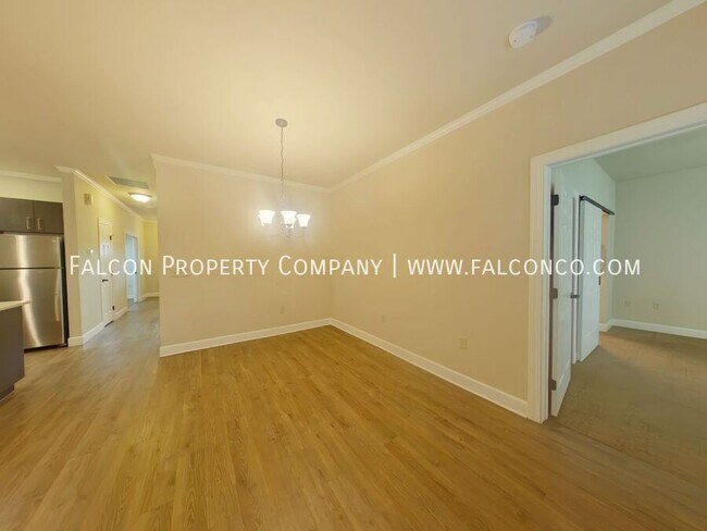 Foto del edificio - 3355 Emmett View Dr