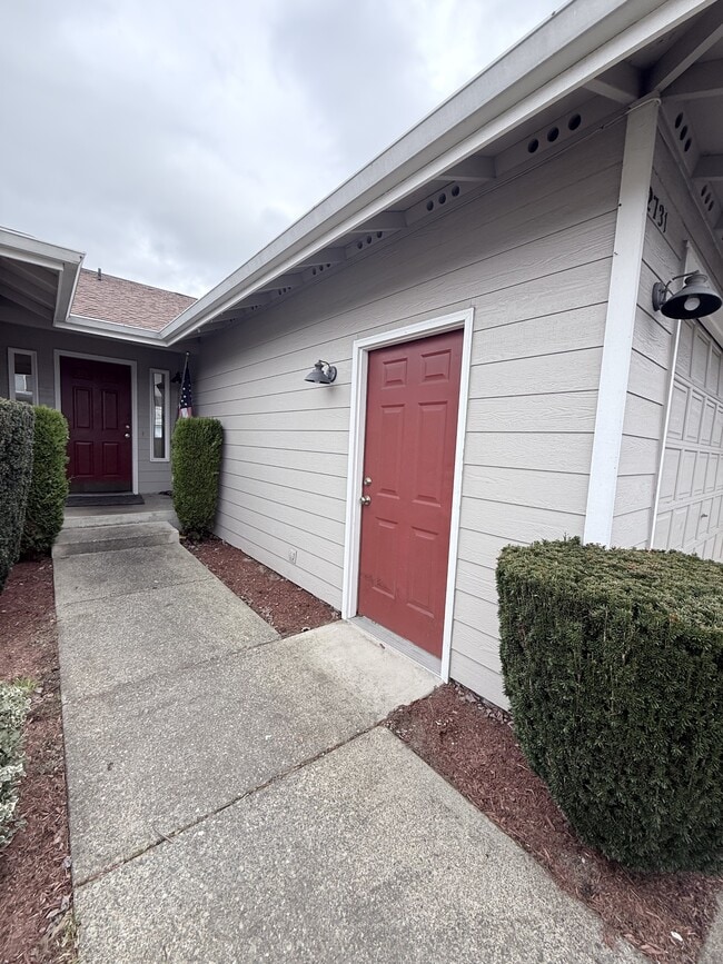 Building Photo - 2731 176th St NE