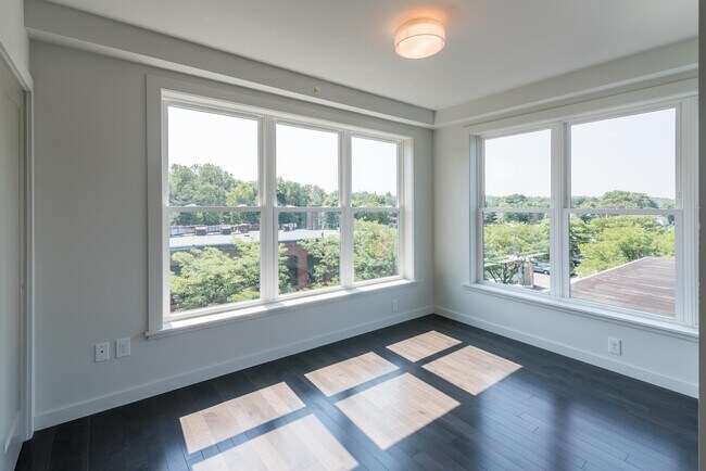 Foto del edificio - 3389 Washington St