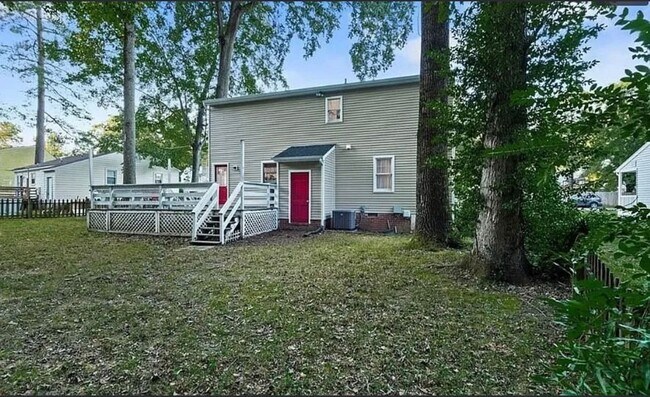 Foto del edificio - Charming 4bdrm/2bth Cape Cod Conveniently Located in the Rockwood Subdivision of Chesterfield Cou...