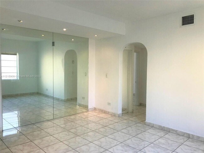 Foto del edificio - 1330 SW 6th St
