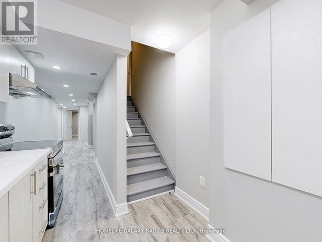 Building Photo - 80 Armilia Pl