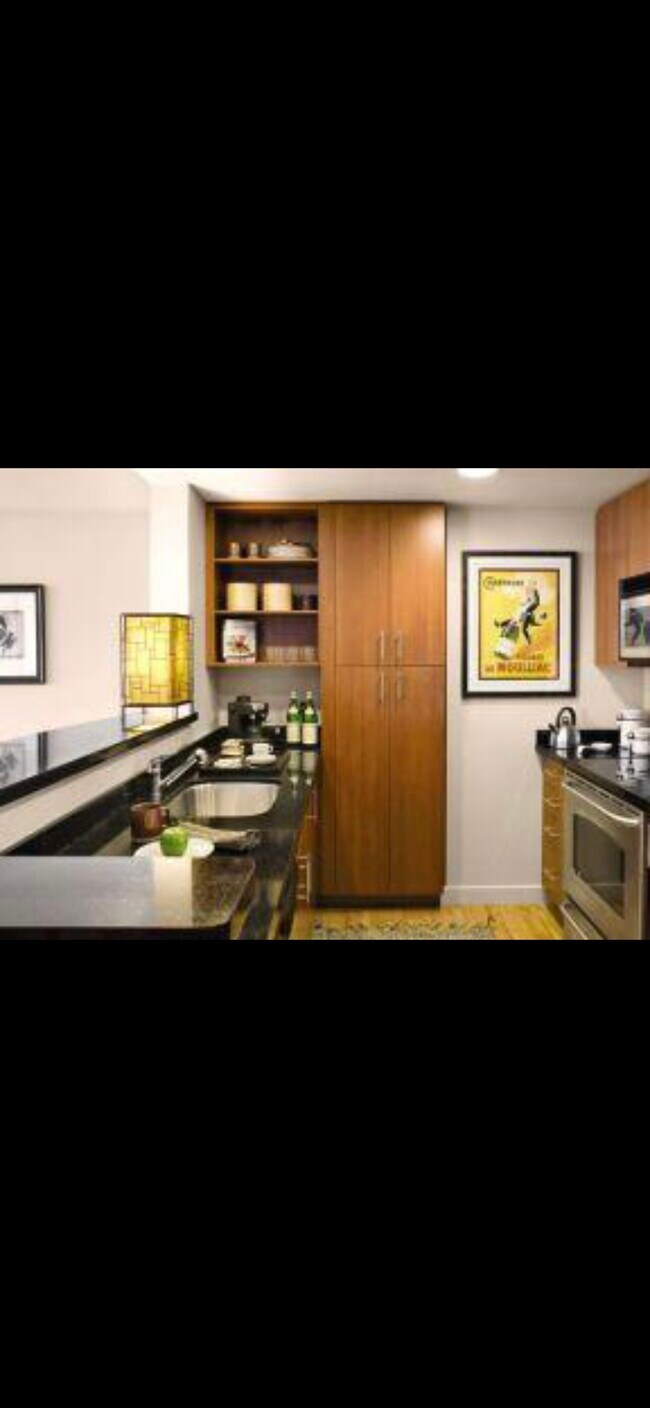 Foto del edificio - 90 Brook Ave
