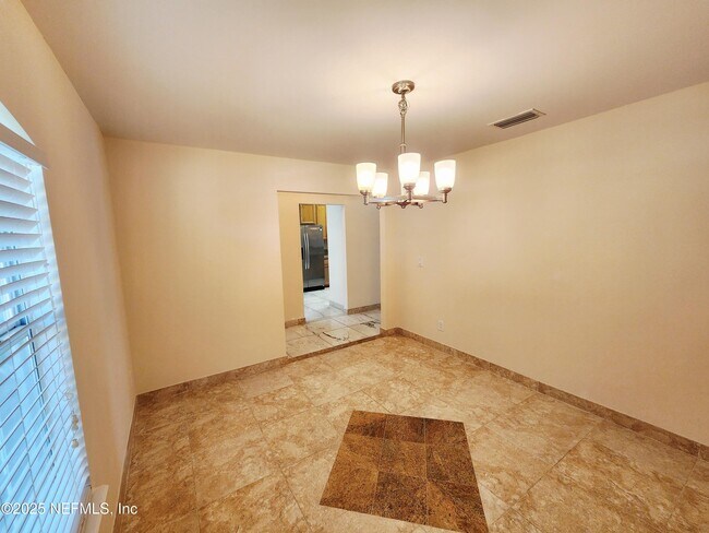Foto del edificio - 6504 Crimson Leaf Ln