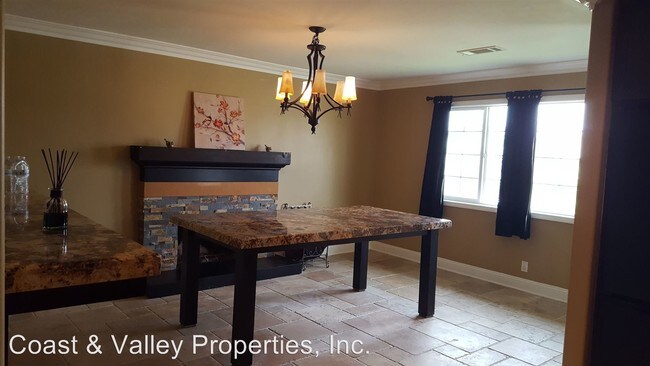 Foto del edificio - 4 br, 2 bath House - 13019 Arthur St.