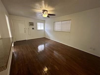 Foto del edificio - 4921 Crawford St