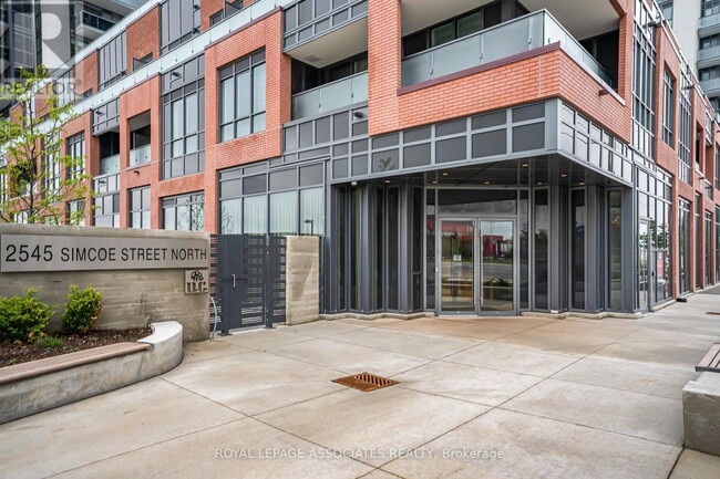 Building Photo - 2545-2545 Simcoe St N