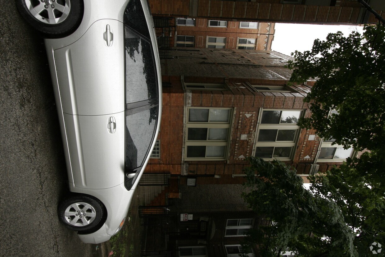 2319 W Haddon Ave, Chicago, IL 60622 Apartments in Chicago, IL