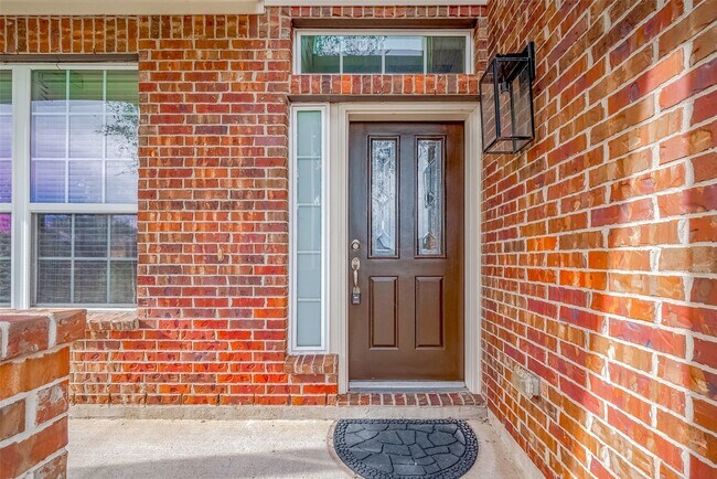 Building Photo - 8926 Silent Hills Ln