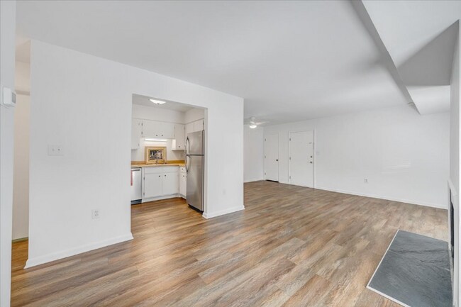 Foto del edificio - 3512 Timberline Trail