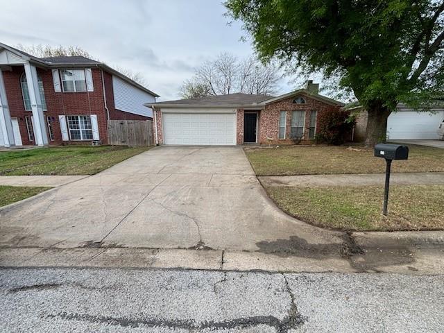 Primary Photo - 324 Moss Hill Dr
