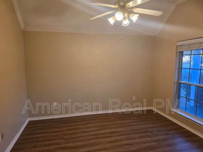 Photo - 8209 Bulrush Dr House