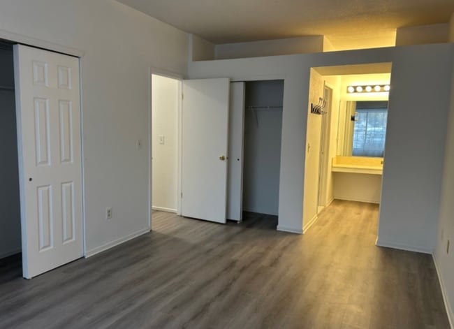 Building Photo - 65 Wentworth Rd