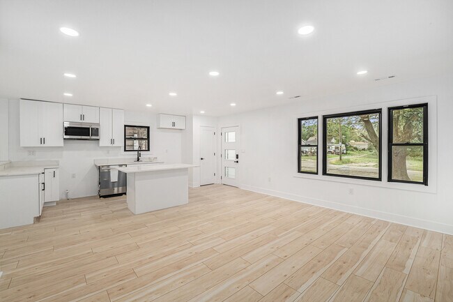 Foto del edificio - 1571 Pierce St