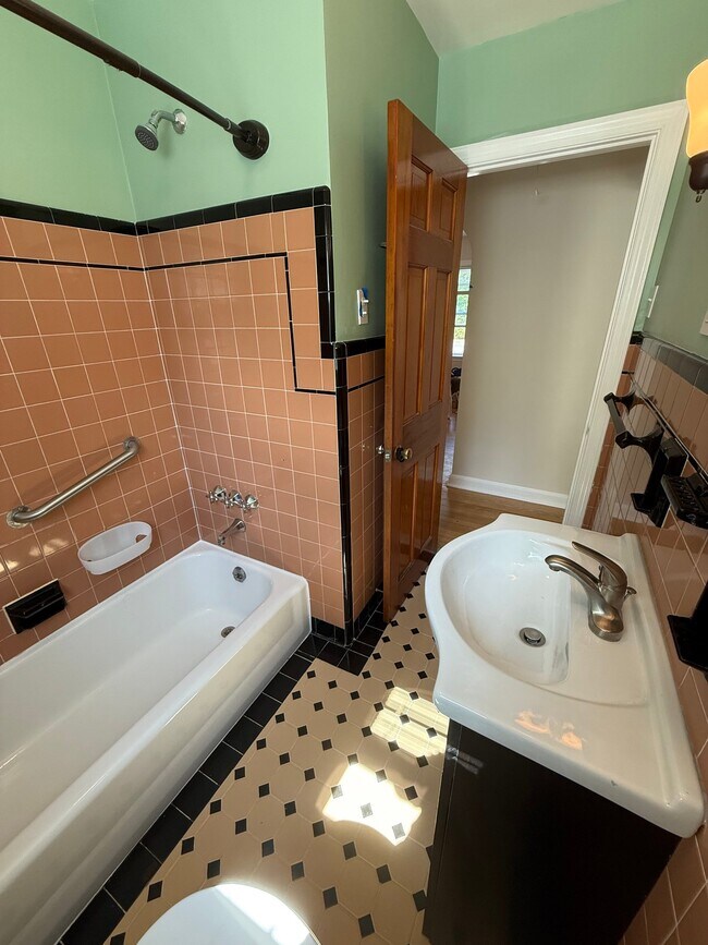 Foto del edificio - 408-410-410 S 24th St