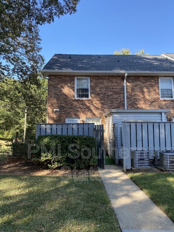 1448 Dover Rd, Spartanburg, SC 29301 Townhome Rentals in Spartanburg