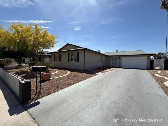 Building Photo - 6489 Bugbee Ave