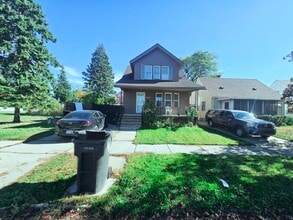 Building Photo - 17398 Hanna St