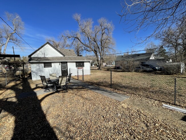 Foto del edificio - 2529 Bott Ave