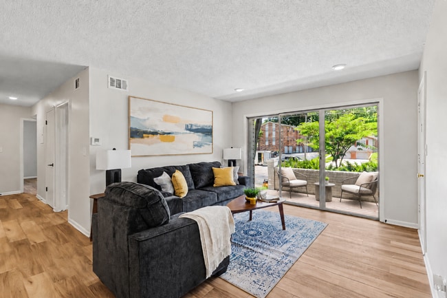 Interior Photo - Heatherwood Apartments