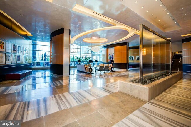 Foto del edificio - 1881 N Nash St