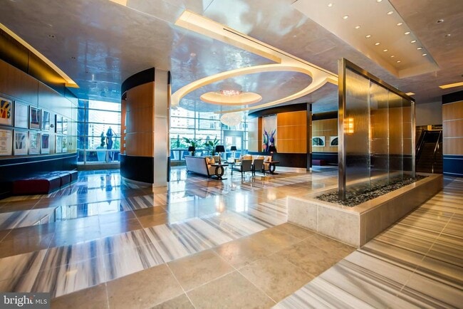 Building Photo - 1881 N Nash St