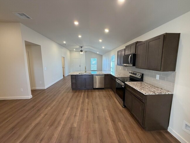 Building Photo - 3017 139th St