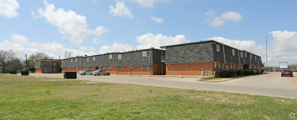 Primary Photo - Eastgate