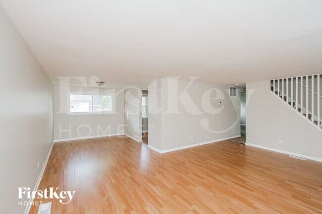 Foto del edificio - 171 Craig Dr W