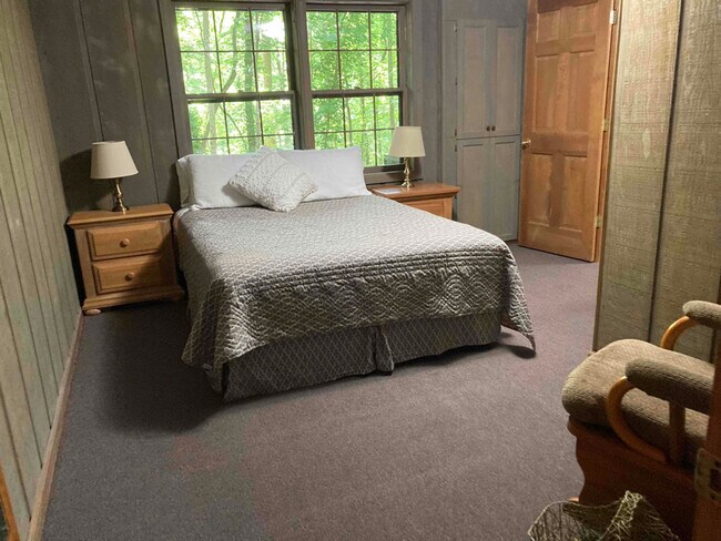 Foto del edificio - 2127 Kelly Mountain Rd