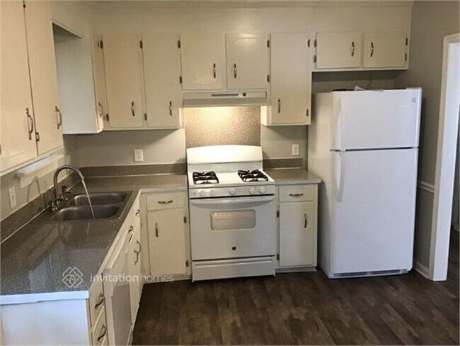 Building Photo - 11130 Kingfisher Dr