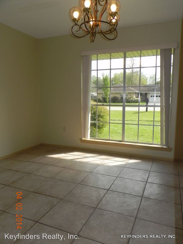 Foto del edificio - 10248 Ridgely Rd