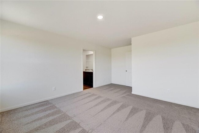 Building Photo - 18520 Quiet Range Dr