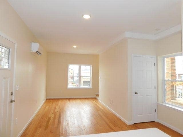Building Photo - 37 Trask Ave