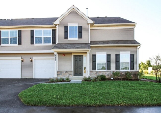 Building Photo - Manors at Brookmere