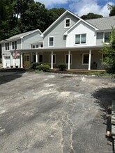 Building Photo - 162 Spring Rd