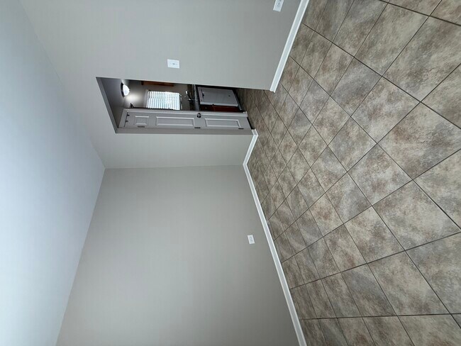 Foto del edificio - 9104 Lincoln Ct