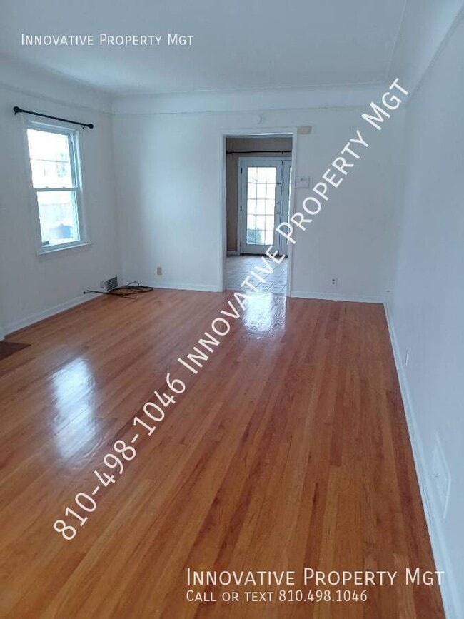 Building Photo - 611 Roome Ct