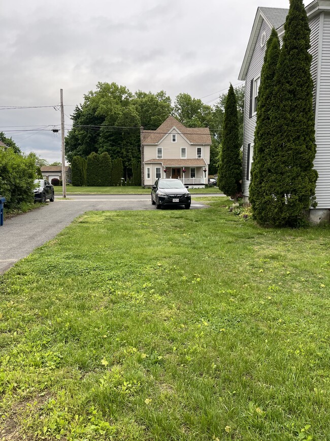 Parking - 119 Chestnut St