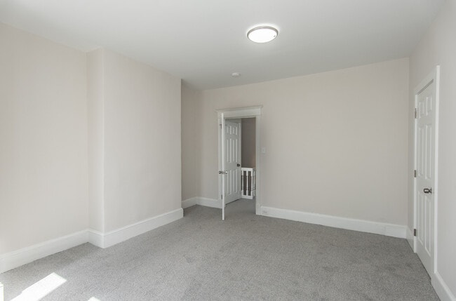 Foto del edificio - 6029 Jefferson St