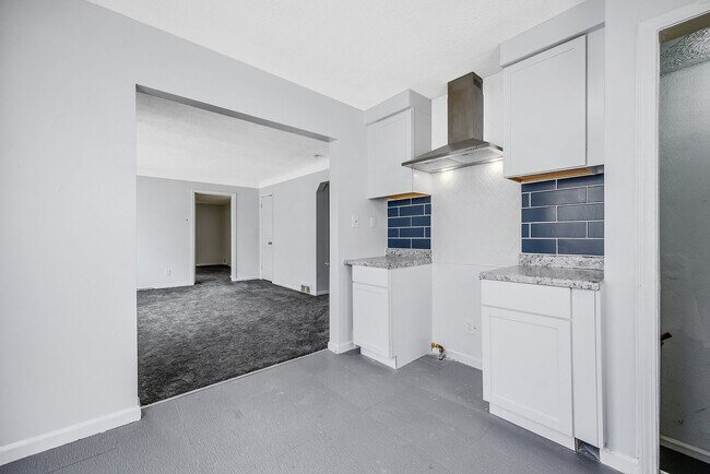 Foto del edificio - 11700 Engleside St