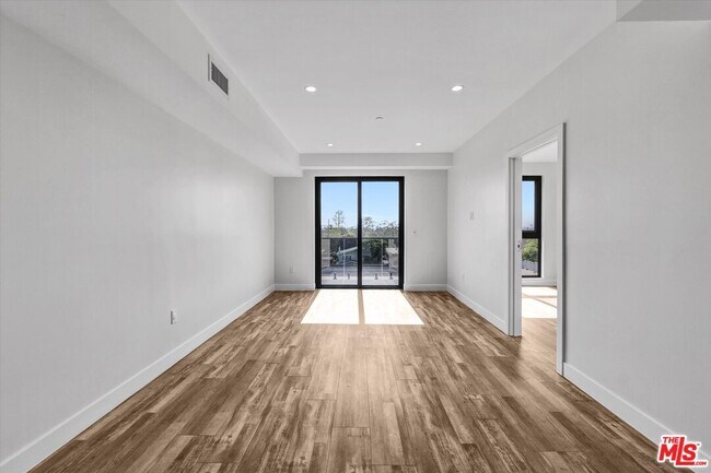 Foto del edificio - 1537 S Wilton Pl