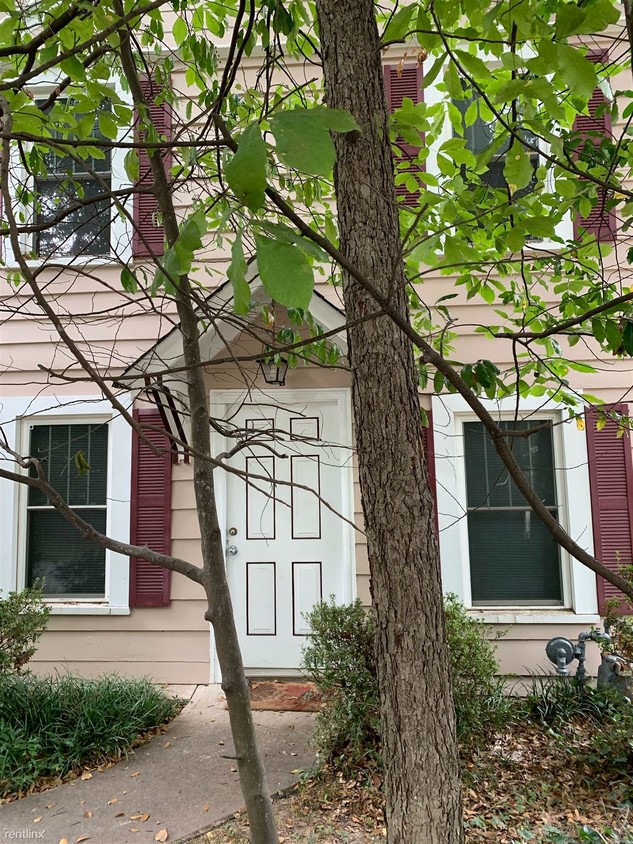 940 Blue Ridge Ave NE Unit Apt B, Atlanta, GA 30306 Room for Rent in Atlanta, GA