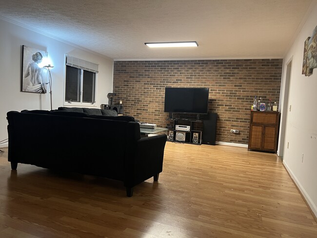 Foto del edificio - 419 New Kent Rd