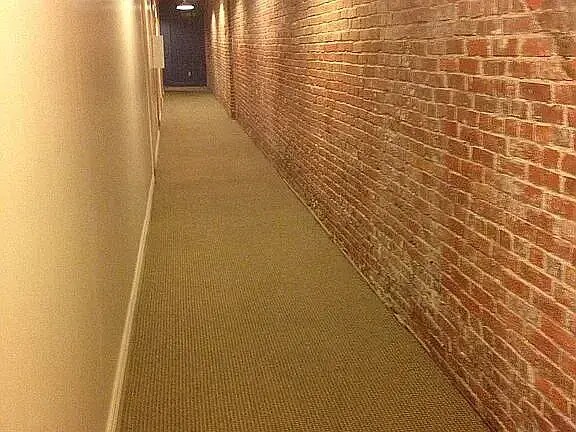 Foto del edificio - 509 DELAWARE St