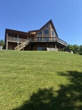 Building Photo - 80 Walnut Ct