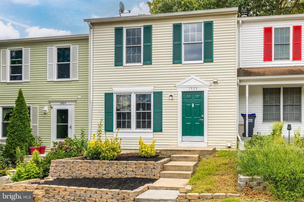 Foto principal - 1939 Pohick Creek Ct